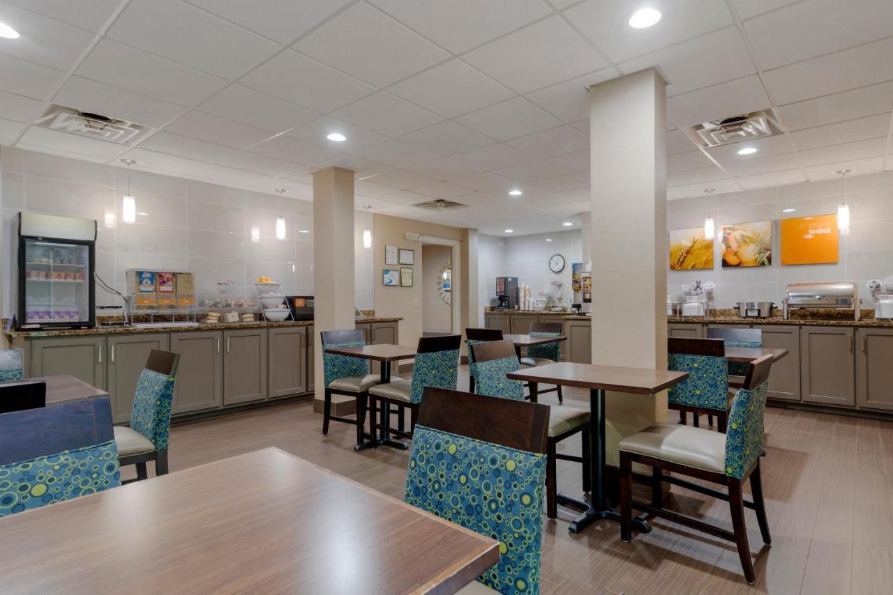 Comfort Suites Columbus State University Area Екстер'єр фото