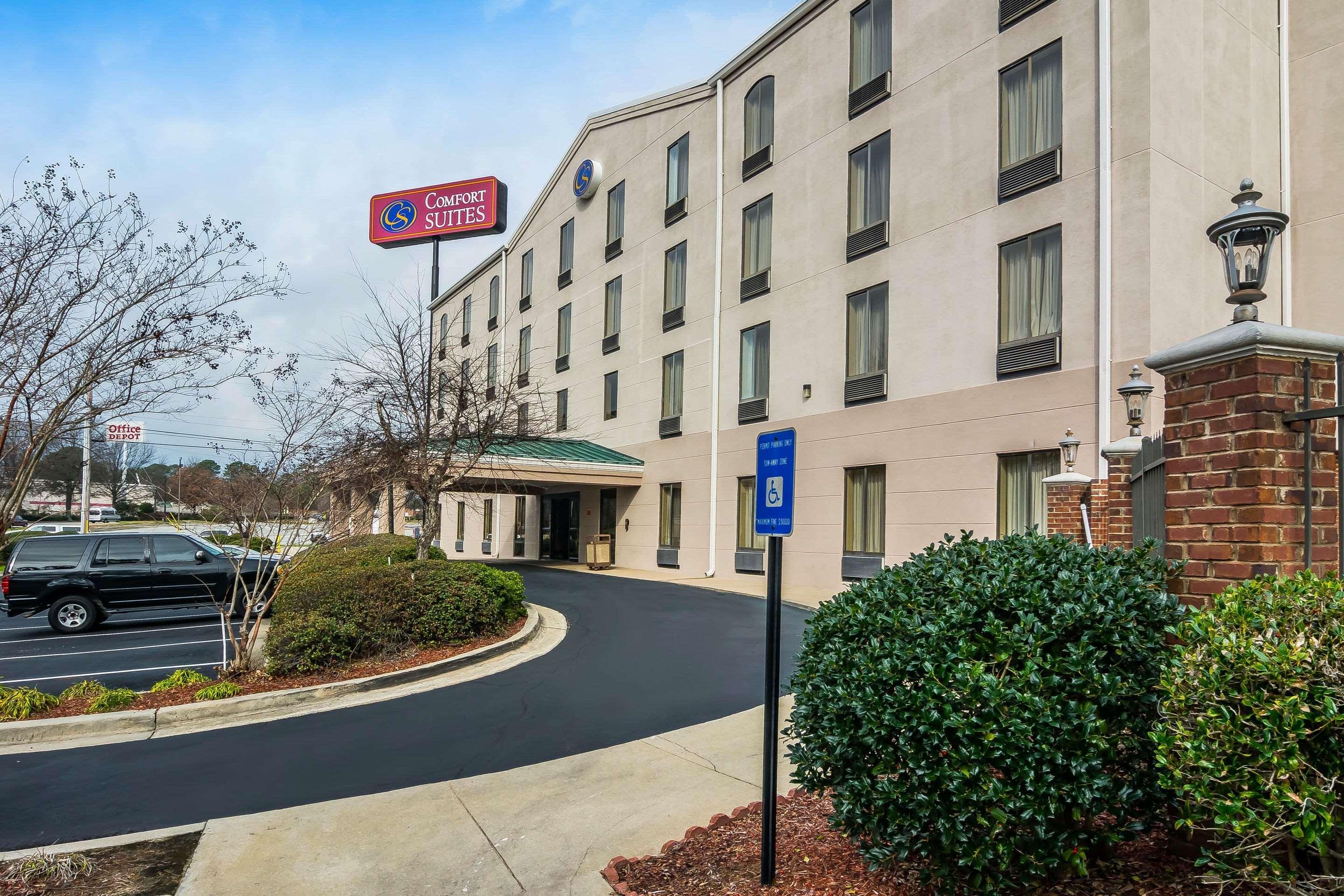 Comfort Suites Columbus State University Area Екстер'єр фото