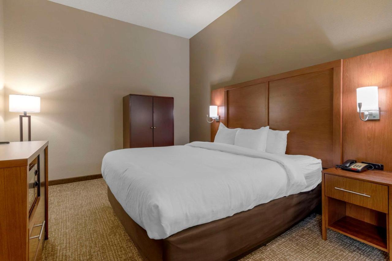 Comfort Suites Columbus State University Area Екстер'єр фото