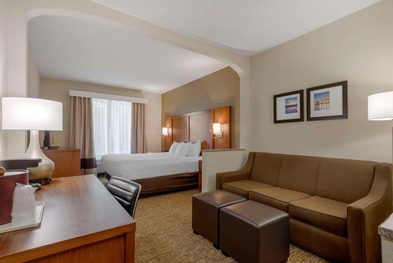 Comfort Suites Columbus State University Area Екстер'єр фото